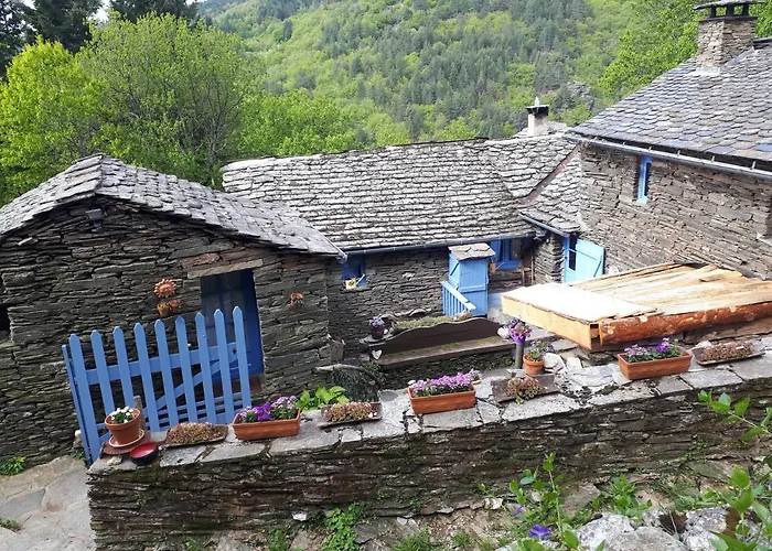 Lou Cabanis Saint-Germain-de-Calberte